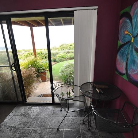 Beachfront Apartments Narooma Habitación foto