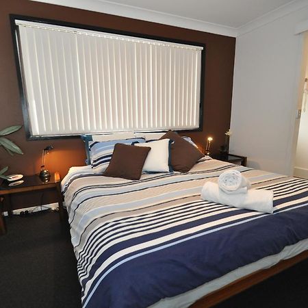 Beachfront Apartments Narooma Habitación foto